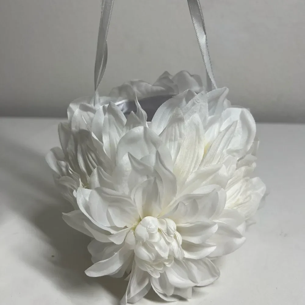 Wilton's Gardenia Collection - Ring Pillow and Flower Girls Basket
